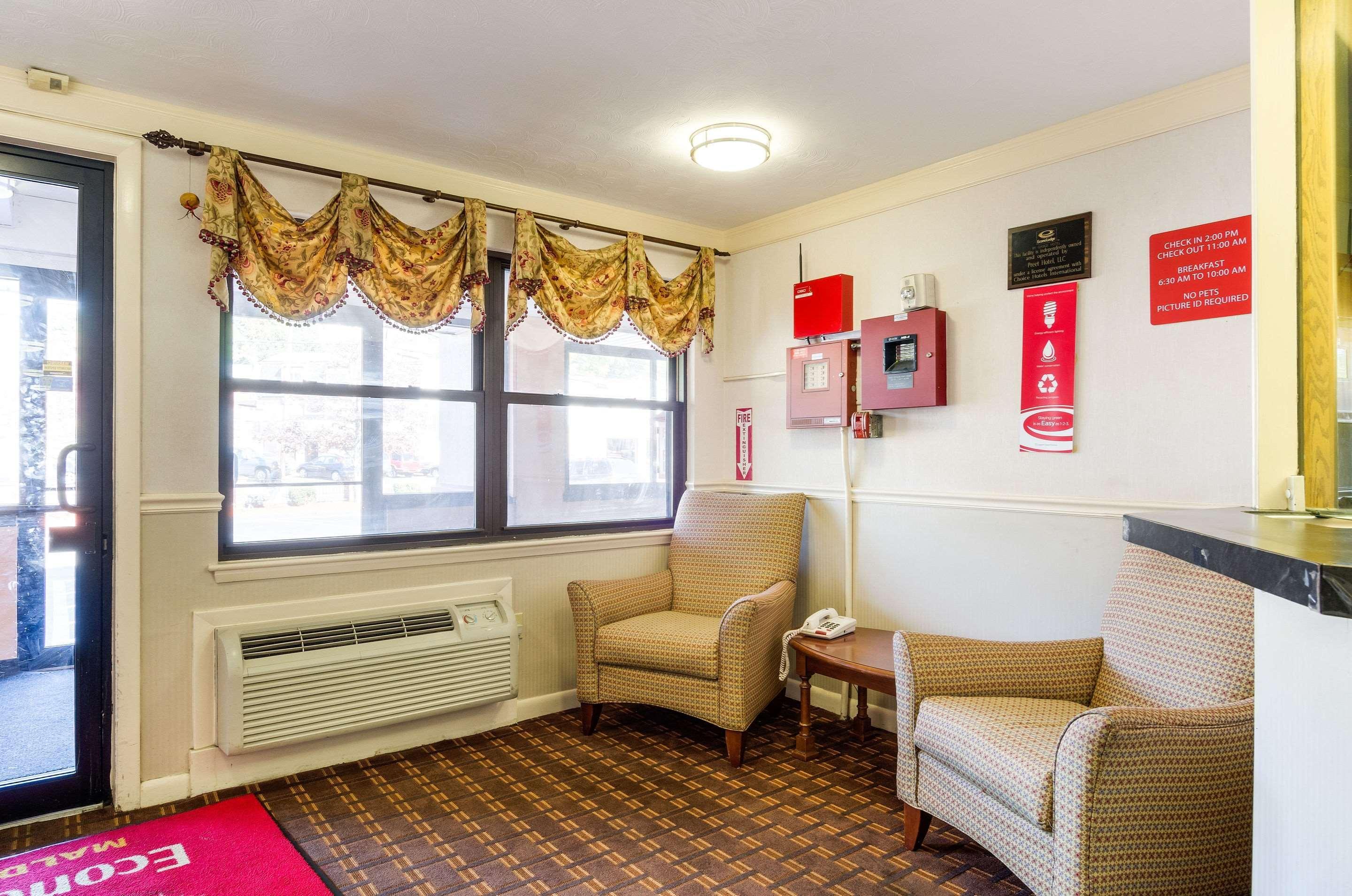 Econo Lodge Boston-Malden Zewnętrze zdjęcie