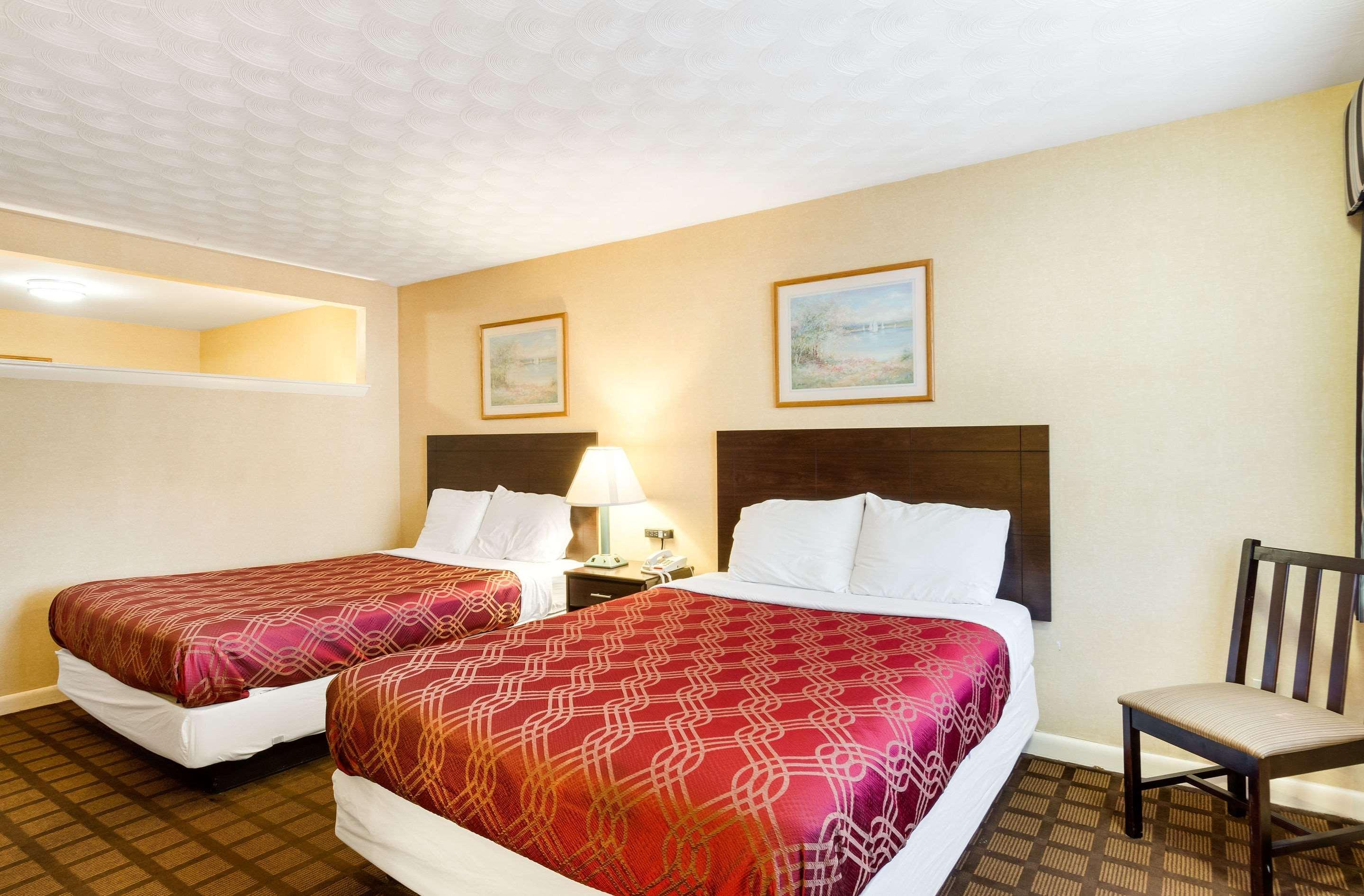 Econo Lodge Boston-Malden Zewnętrze zdjęcie