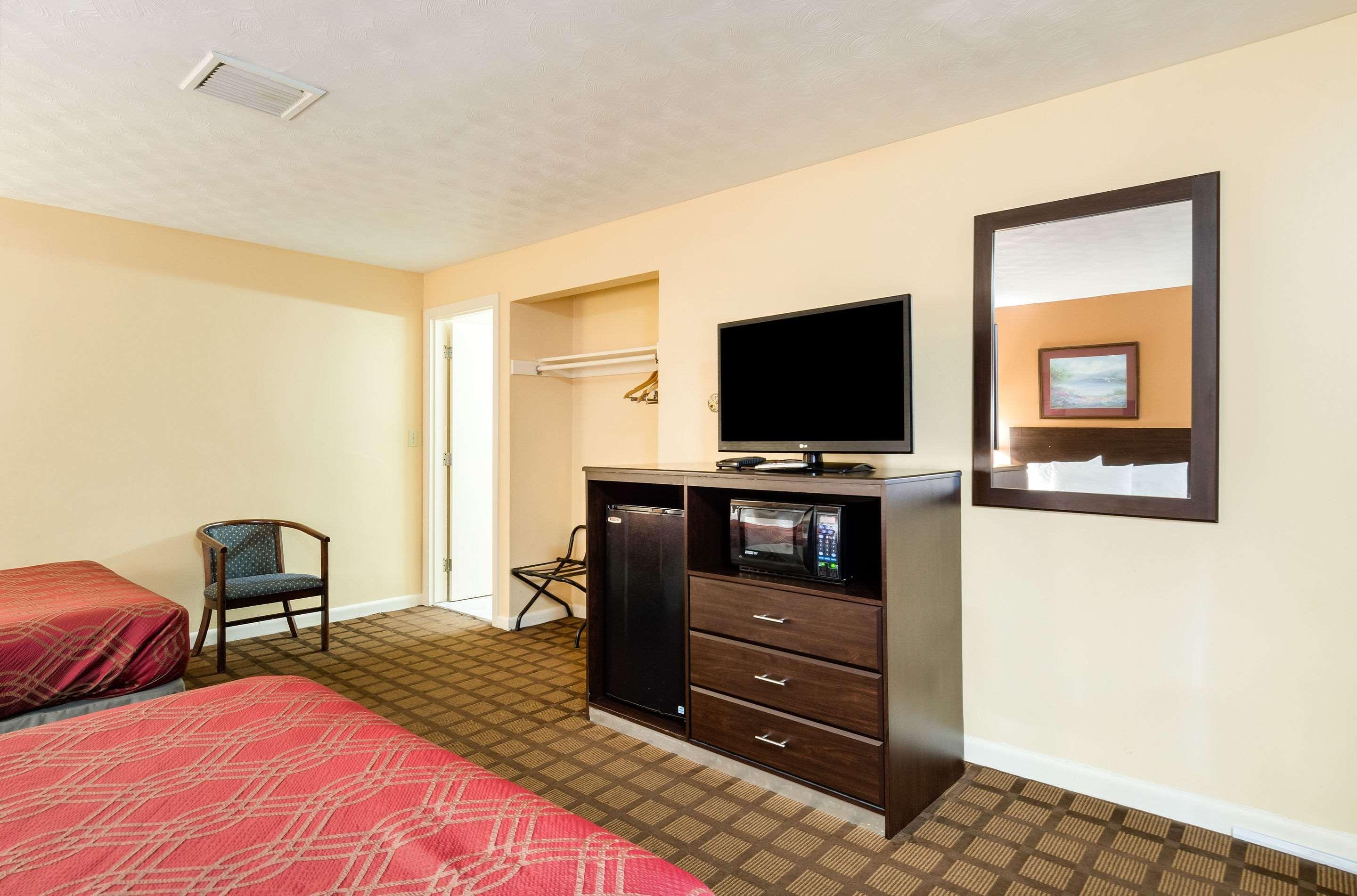Econo Lodge Boston-Malden Zewnętrze zdjęcie