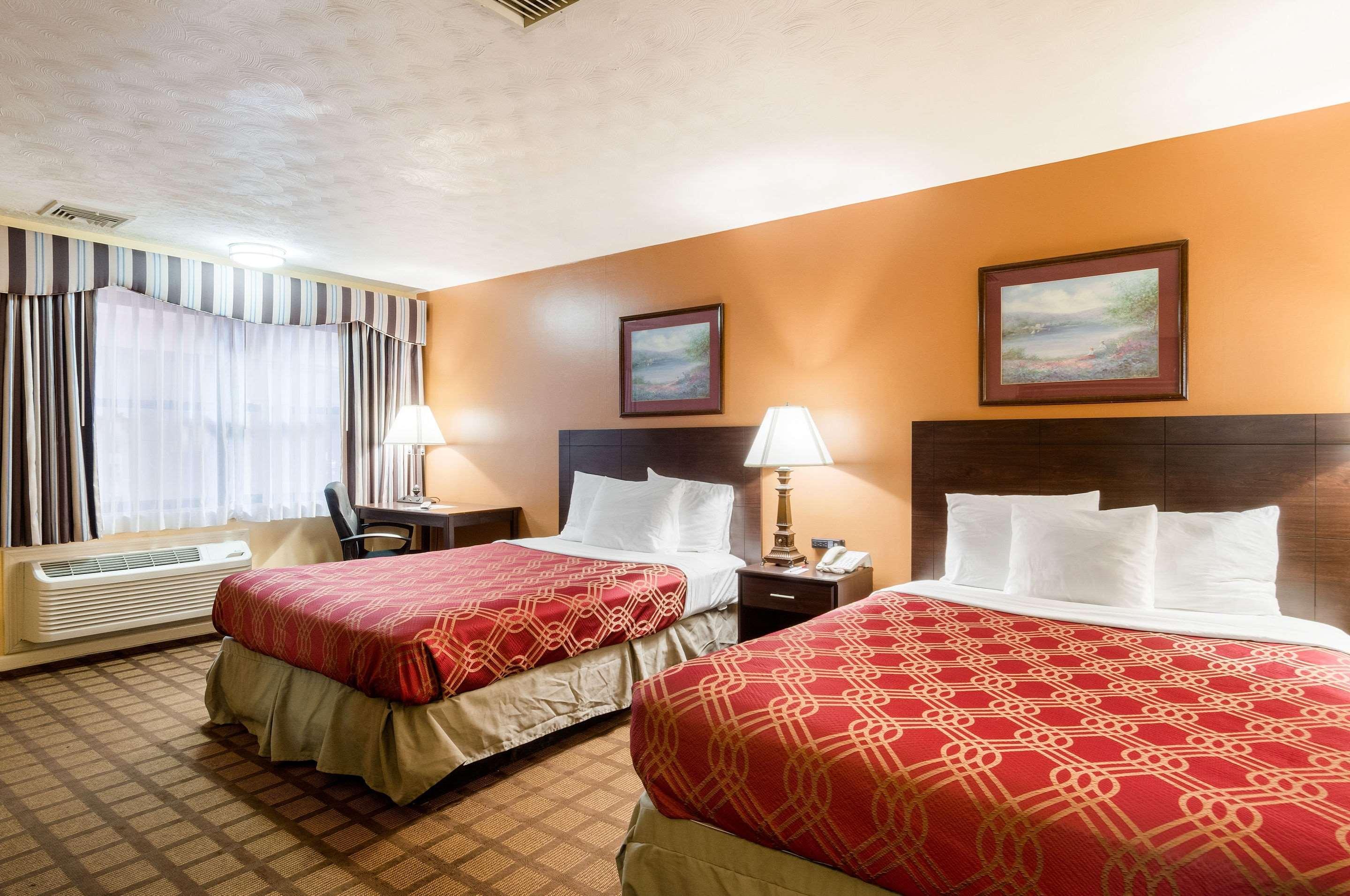 Econo Lodge Boston-Malden Zewnętrze zdjęcie