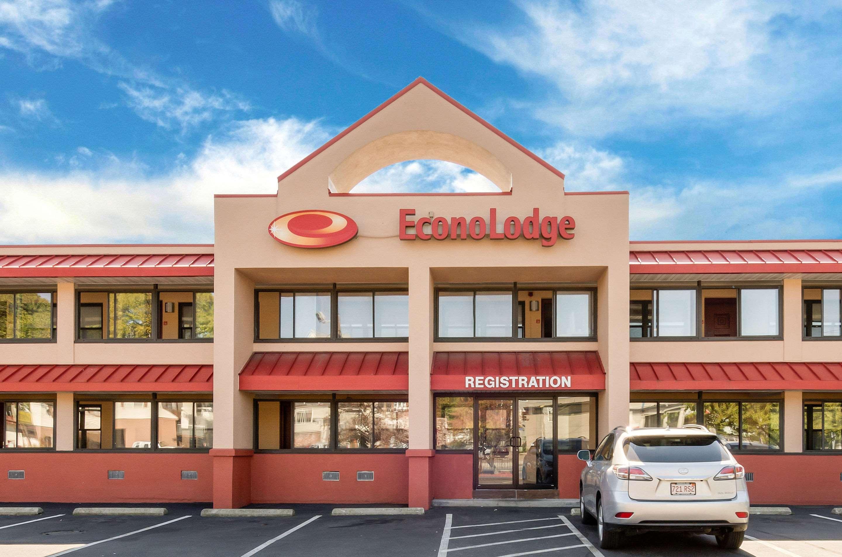 Econo Lodge Boston-Malden Zewnętrze zdjęcie