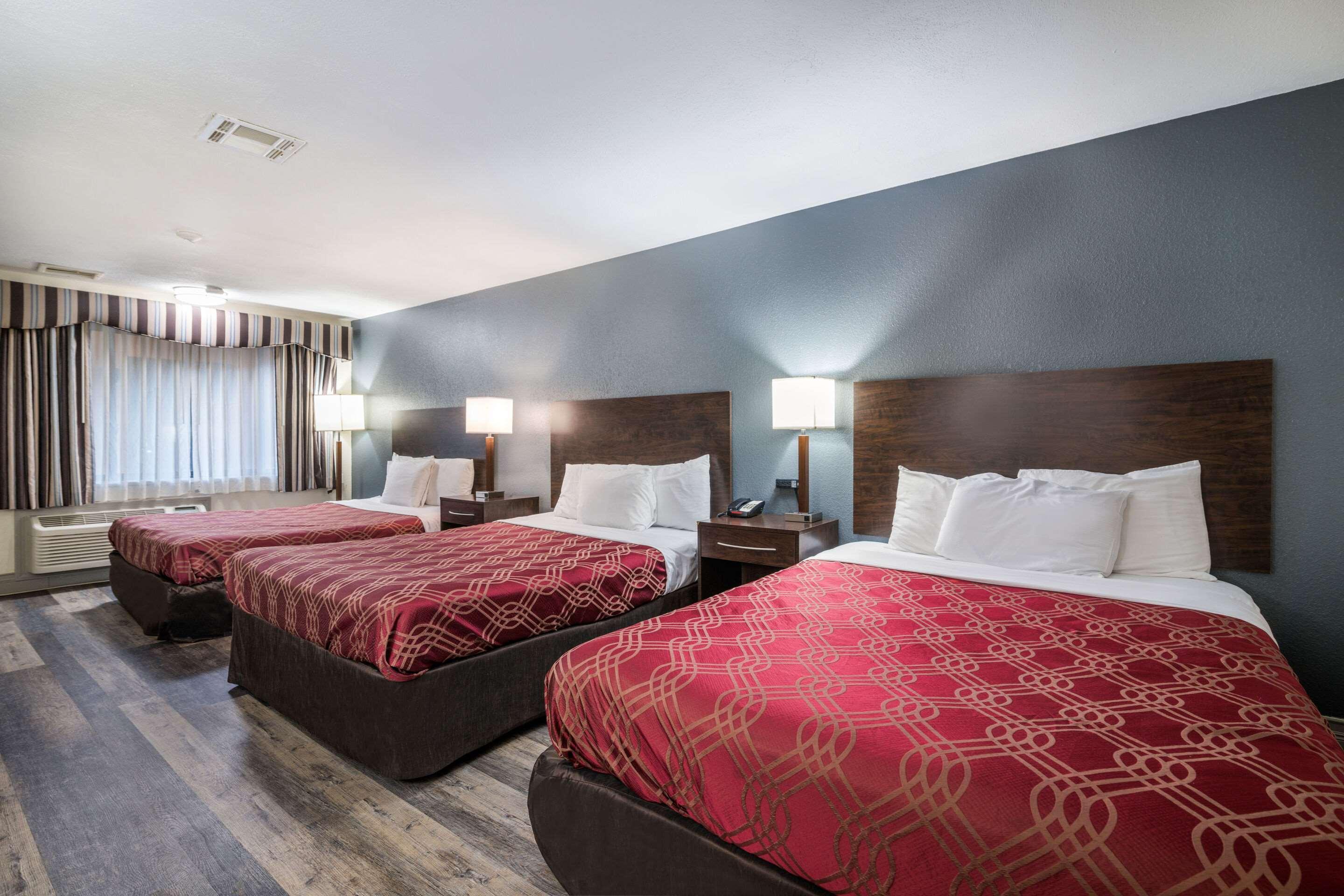 Econo Lodge Boston-Malden Zewnętrze zdjęcie