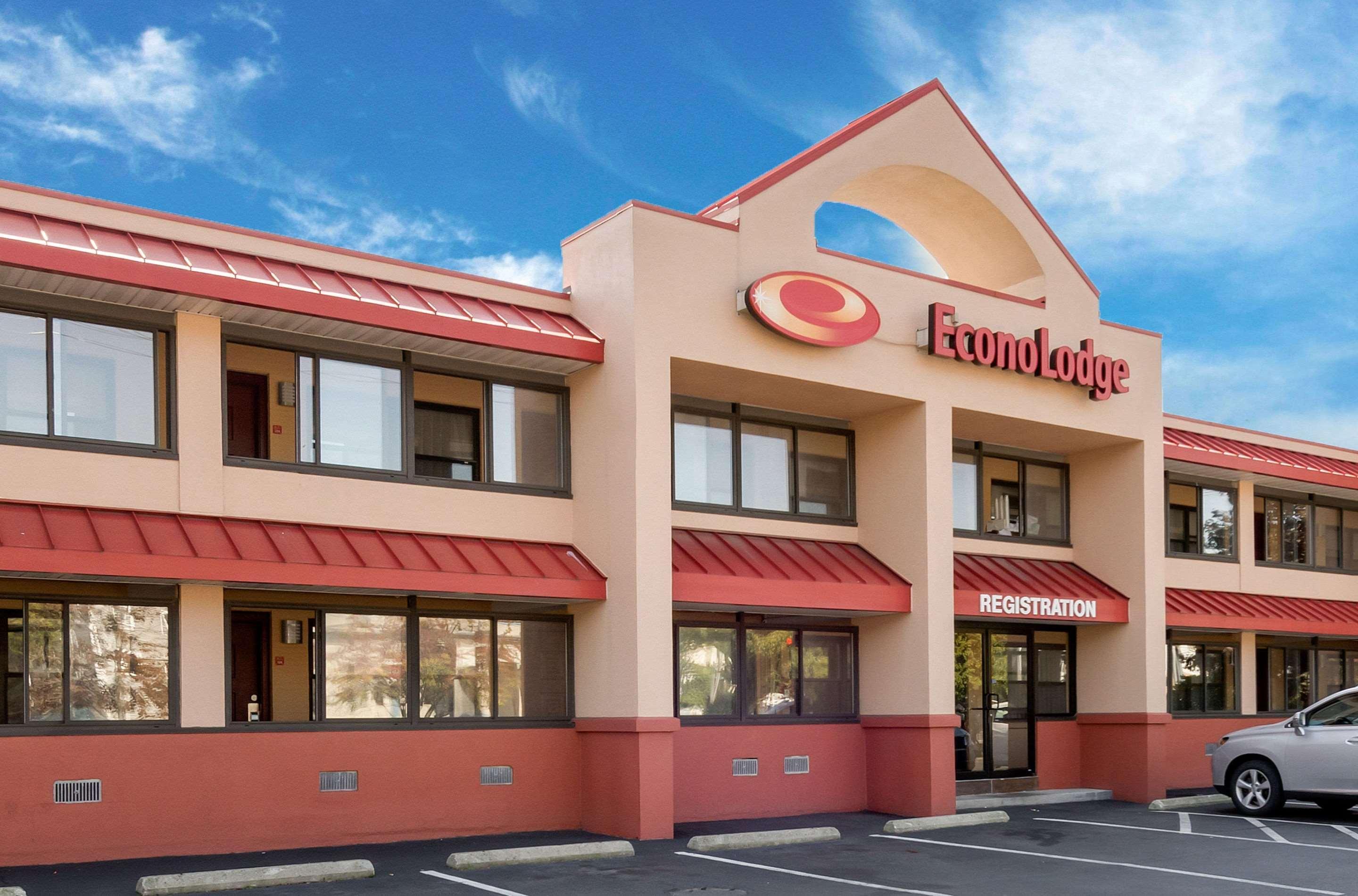 Econo Lodge Boston-Malden Zewnętrze zdjęcie